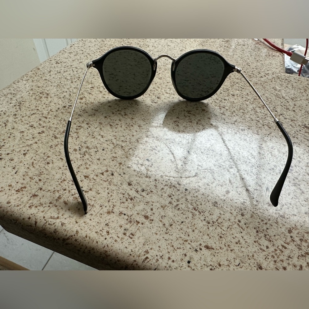 Ray bans - Picture 3 of 4
